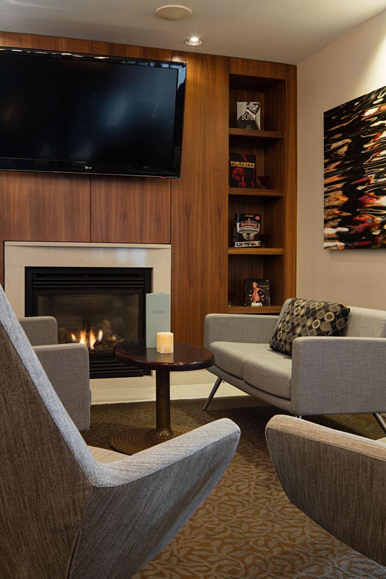Delta Hotels By Marriott Edmonton South Conference Centre Zewnętrze zdjęcie