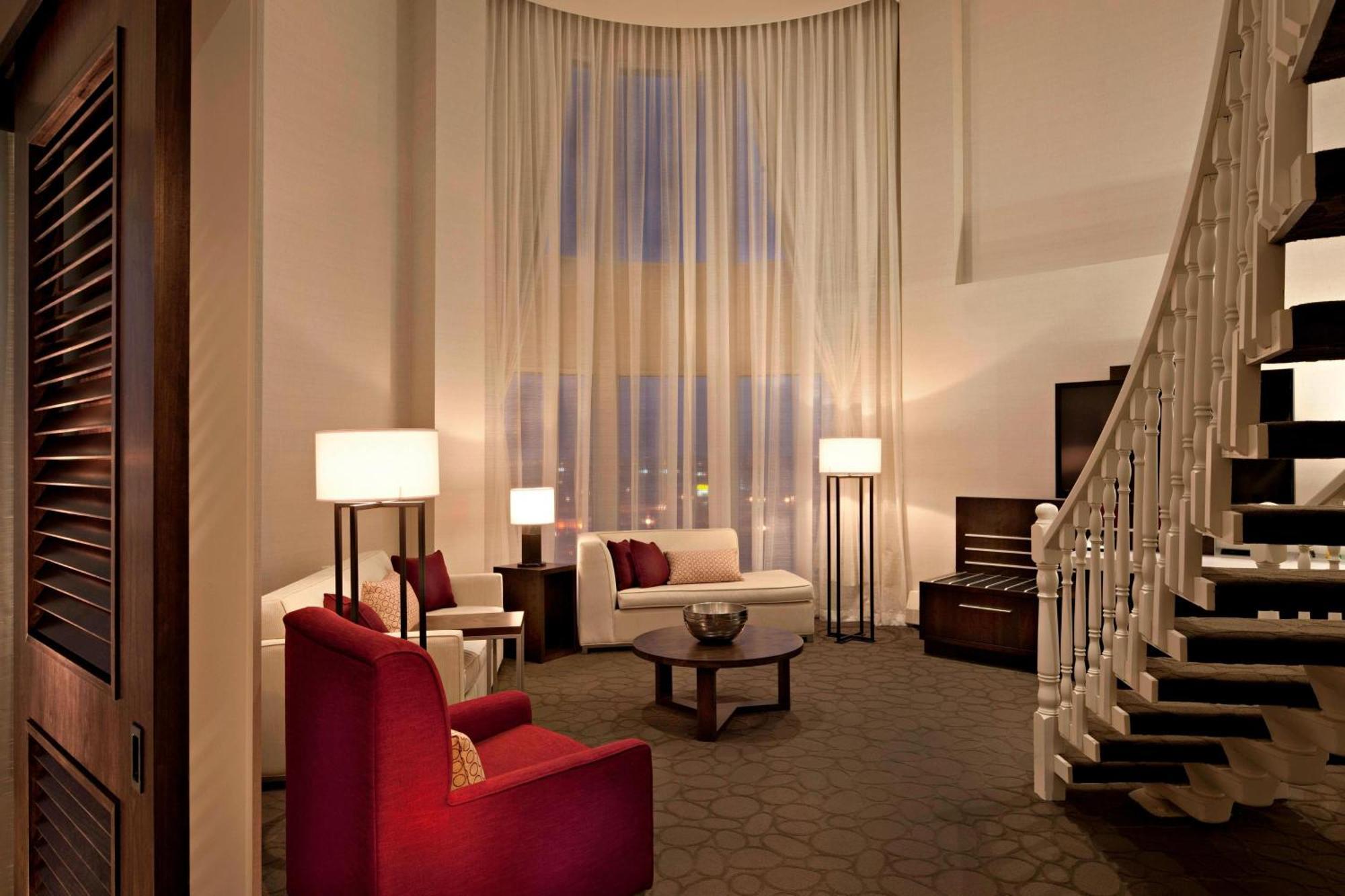 Delta Hotels By Marriott Edmonton South Conference Centre Zewnętrze zdjęcie