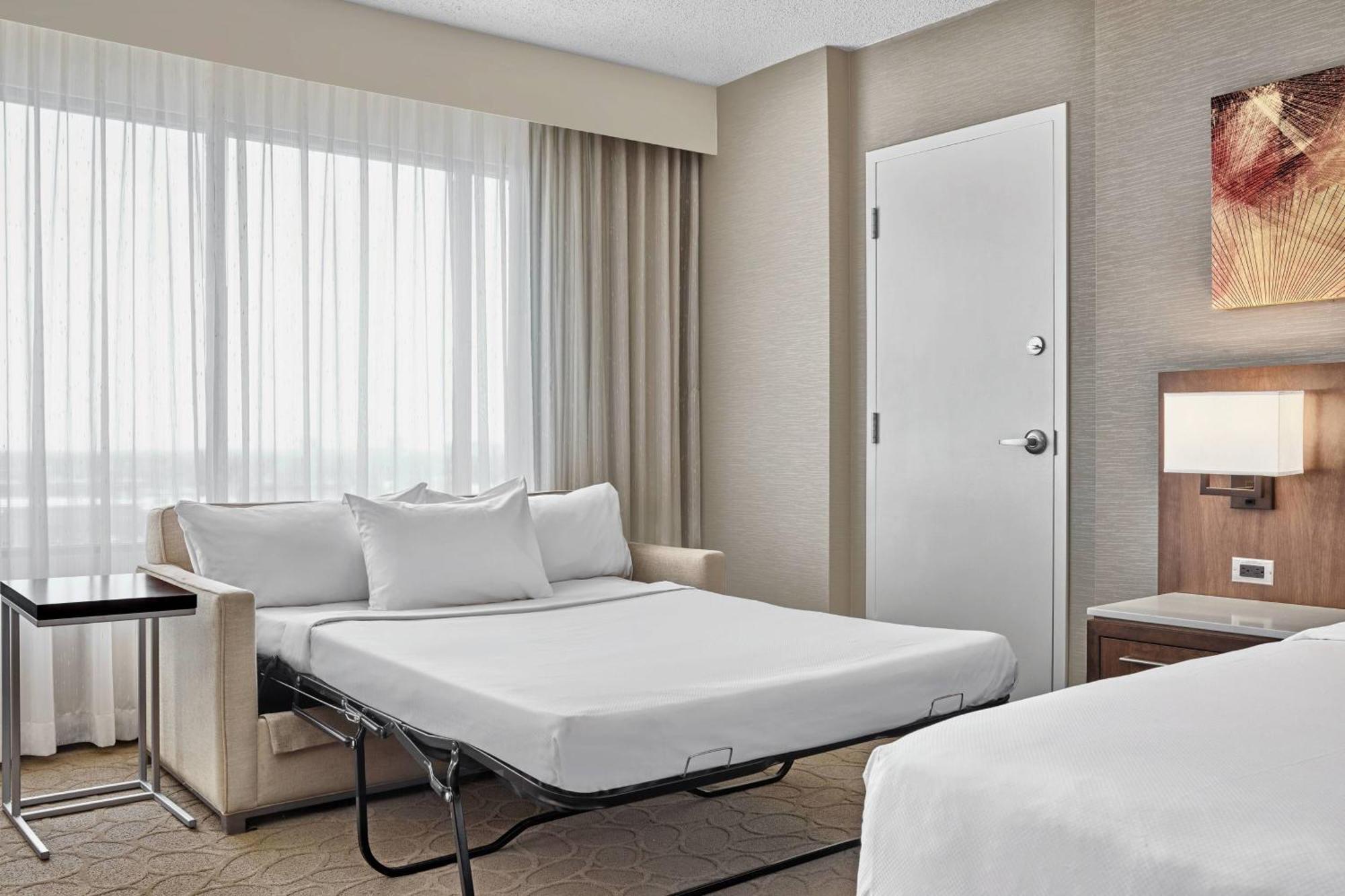 Delta Hotels By Marriott Edmonton South Conference Centre Zewnętrze zdjęcie