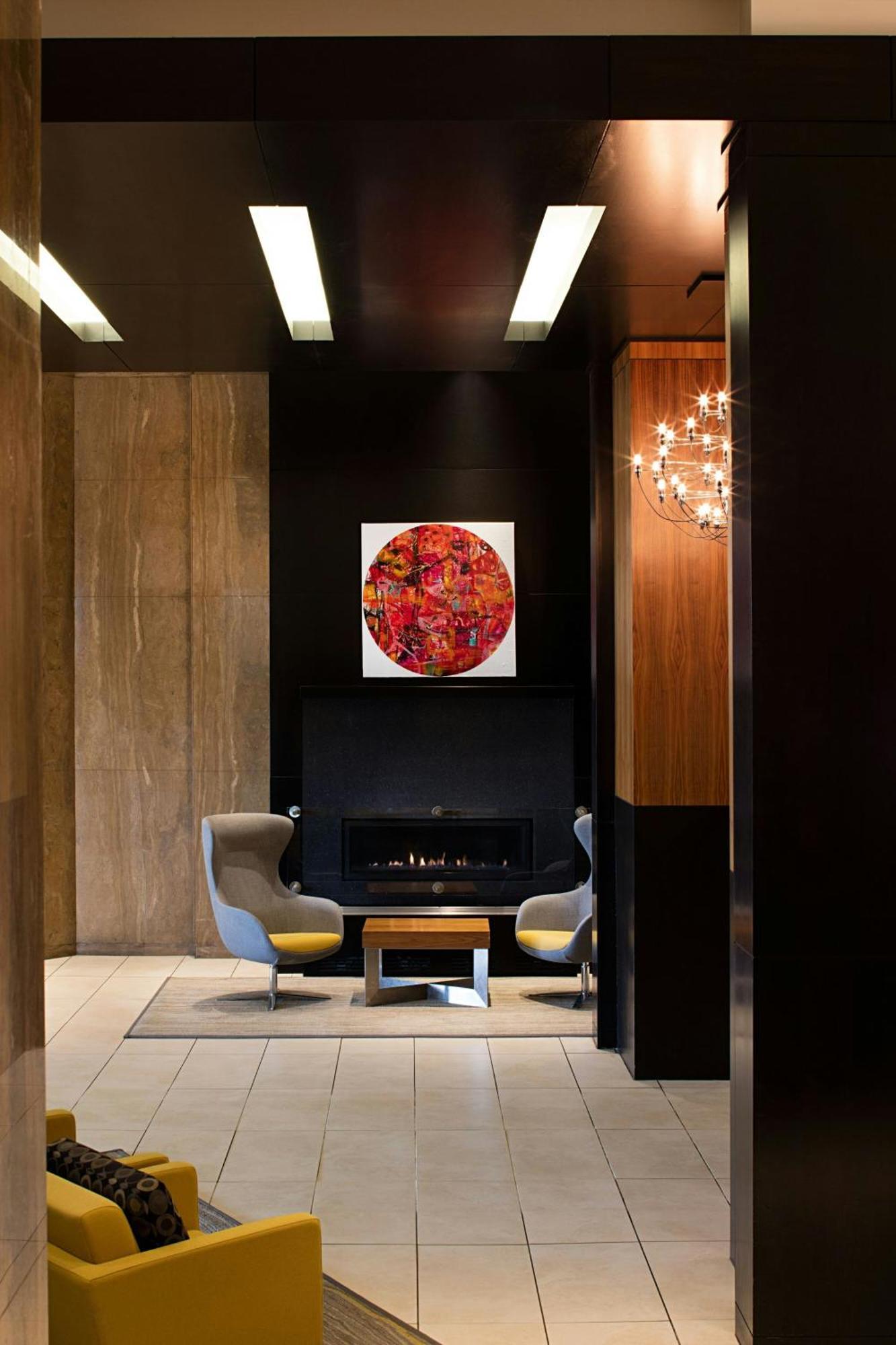 Delta Hotels By Marriott Edmonton South Conference Centre Zewnętrze zdjęcie