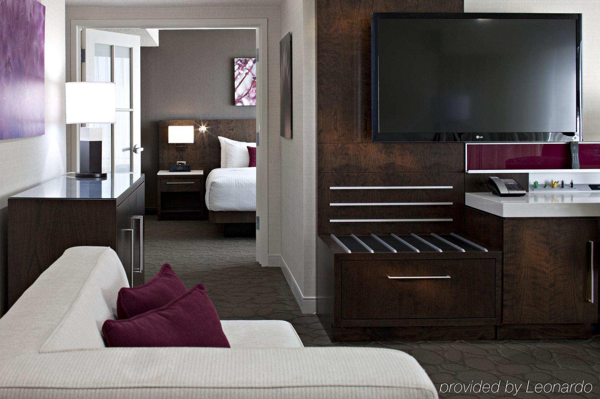 Delta Hotels By Marriott Edmonton South Conference Centre Zewnętrze zdjęcie